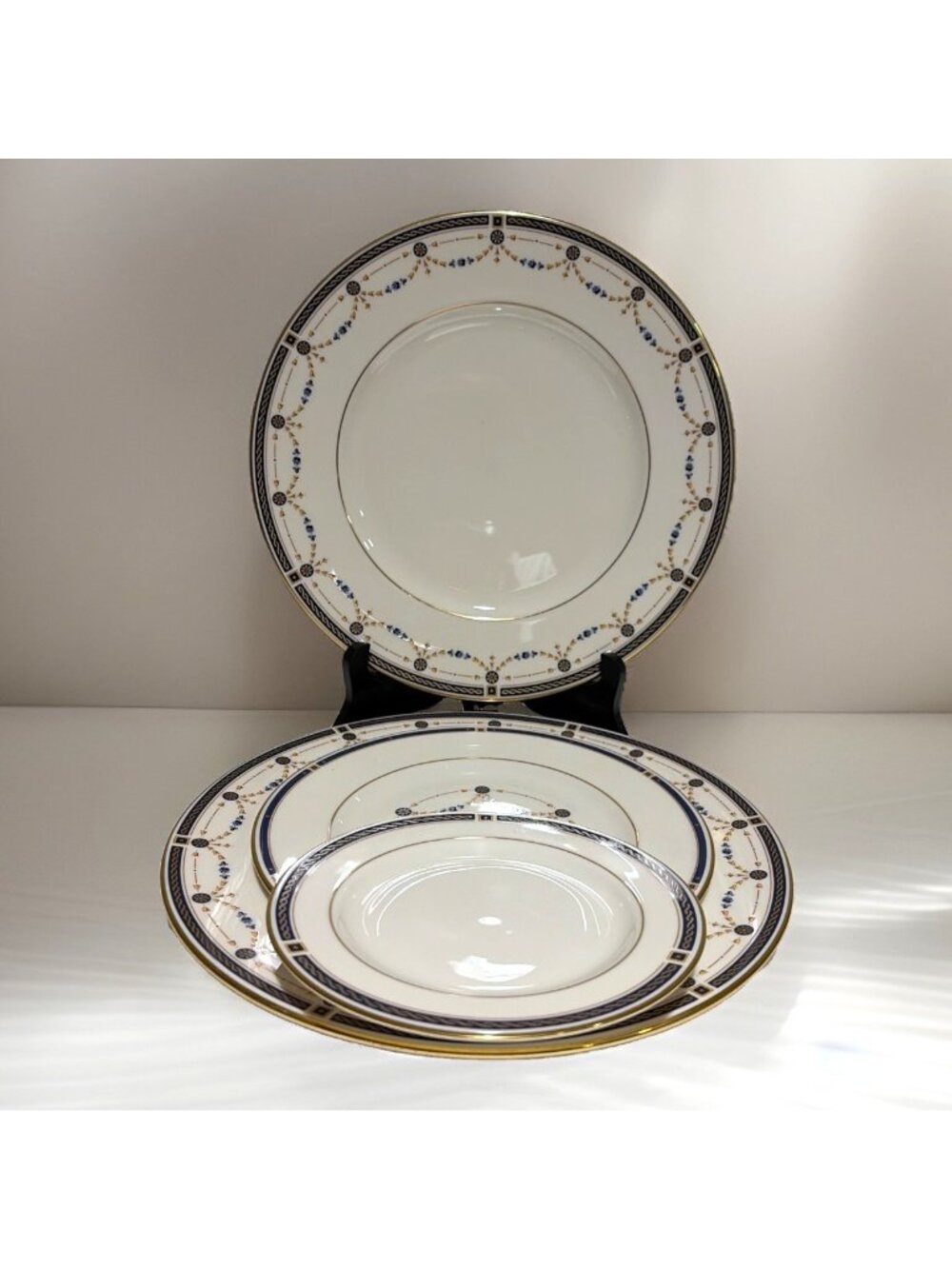 Lenox Eaton Knoll China 2 Dinner Plates, 1 Salad Plate & 1 Bread & Butter Plate